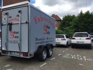 haenger-fahrschule-ok-otfried-katja-kahle-die-professionelle-und-guenstige-fahrschule-fuer-bramfeld-steilshoop-und-hamburg